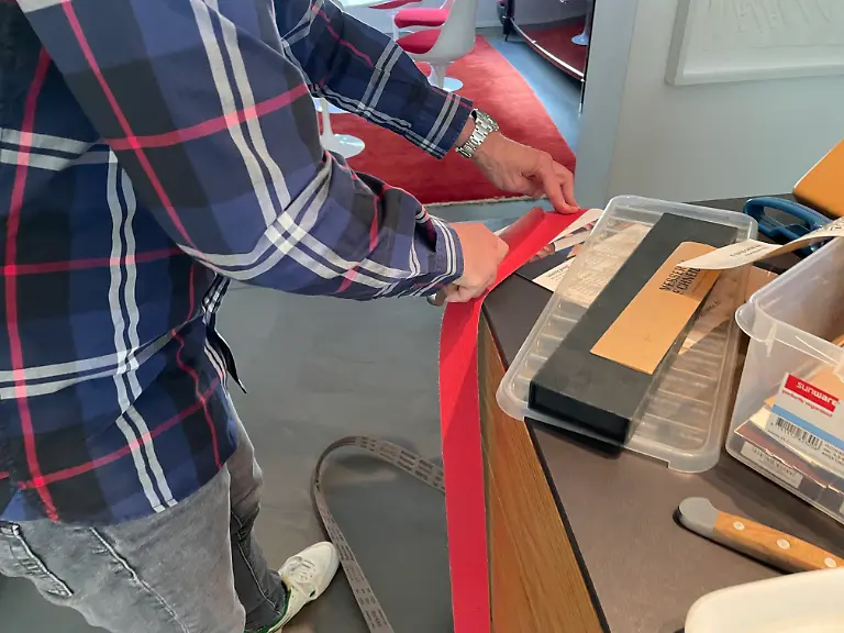 Messerschärfer Test Schleifpapier zum Stumpf machen.jpg